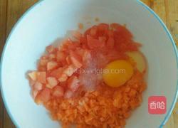 胡萝卜鸡蛋饼的做法图解1