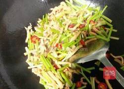 香芹炒干鱿鱼的做法图解4