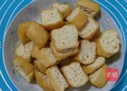 豆泡炖鱼的做法图解5