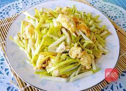 鸡蛋炒蒜黄的做法图解6