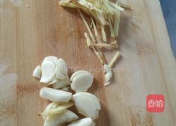 豌豆烧排骨的做法图解3