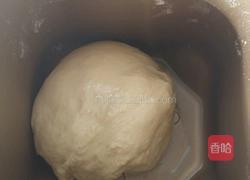 牛奶红枣粒面包的做法图解3
