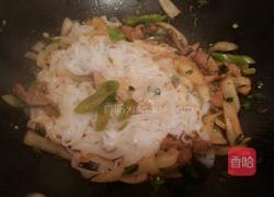 炒河粉的做法图解7