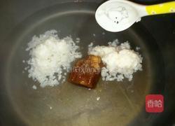 甜酒红糖煮香蕉的做法图解3