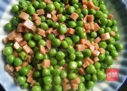 火腿肠炒青豆的做法图解5
