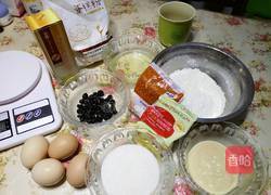 蓝莓奶油蛋卷的做法图解1
