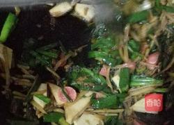 韭菜炒土豆丝千叶豆腐小肠的做法图解5