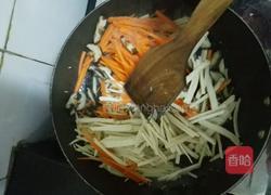 冬笋香菇胡萝卜香干丝小炒的做法图解4