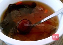 双耳枸杞大枣养生汤的做法图解6