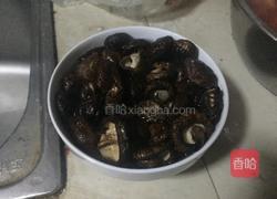 小鸡炖蘑菇的做法图解2