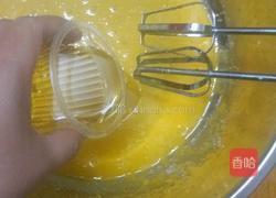 8寸橙香戚风蛋糕的做法图解4