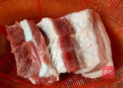 米粉蒸肉的做法图解1