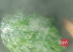 芹菜炒肉的做法图解4