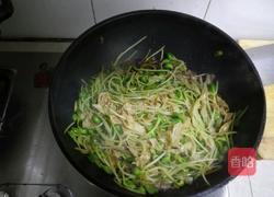 豆苗炒油皮的做法图解3