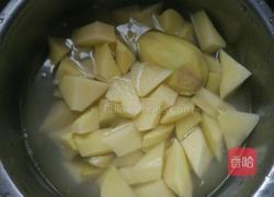 炸土豆的做法图解2