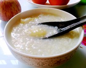 止泻-苹果山药粥