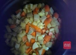 电饭煲咖喱饭的做法图解1
