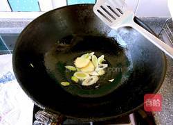 番茄豌豆烧豆腐的做法图解2