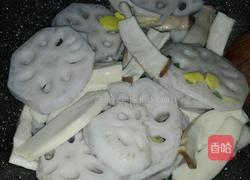 莲藕杏鲍菇炒香肠的做法图解14