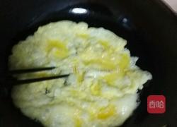 鸡蛋牛肉西兰花木耳的做法图解4