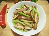 西芹肉丝炒香干