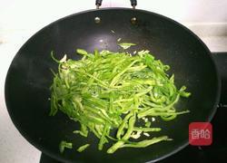  青椒炒肉丝的做法图解9