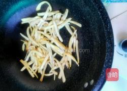干煸杏鲍菇的做法图解3