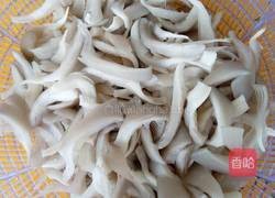 香芹辣炒手撕菇的做法图解1