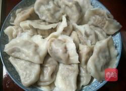 白菜猪肉饺子的做法图解7