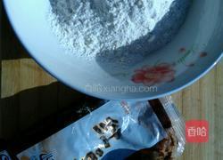 豆沙馅麻花的做法图解1