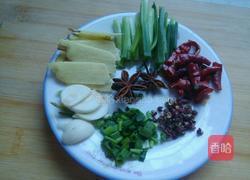 土豆烧排骨的做法图解2