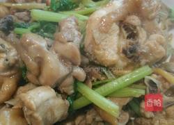 芹菜炒鸡肉的做法图解7