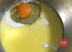 雪人杯子蛋糕的做法图解2