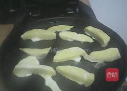 鸡蛋炸馒头条的做法图解2