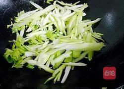 西芹炒烧肉的做法图解3