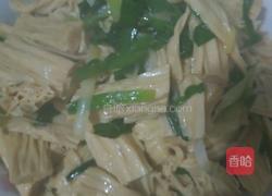 韭菜炒腐竹的做法图解7