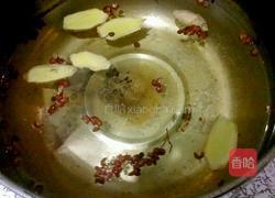 青豆花生米的做法图解3