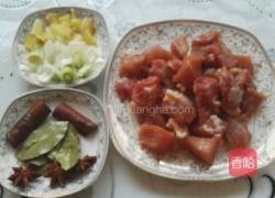 老虎瞪眼（鹌鹑蛋炖肉）的做法图解2