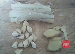 炖鸡腿的做法图解2