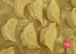 鲜虾馄饨（鲜虾、猪肉、玉米粒、胡萝卜）的做法图解9