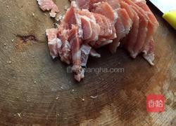 小笼包（酸菜馅）的做法图解2