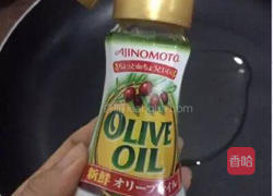 胡萝卜香菇厚蛋烧的做法图解3