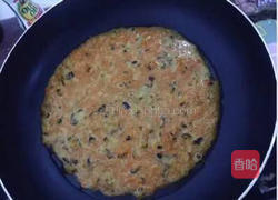胡萝卜香菇厚蛋烧的做法图解8