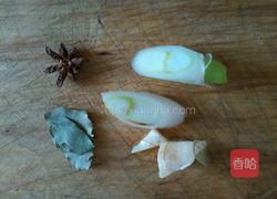红焖肉炖千张扣的做法图解3