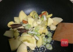 暖心水果猪蹄的做法图解2