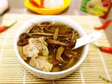 茶树菇排骨汤