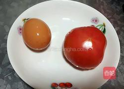 西红柿蛋花汤的做法图解1