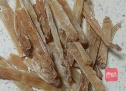 沙虫金针菇汤的做法图解1