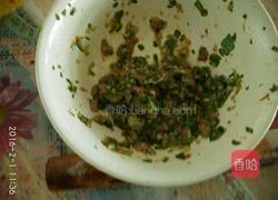 宝宝水饺 -肝粉油菜猪肉胡萝卜的做法图解4