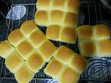 炼乳杏仁奶香小餐包